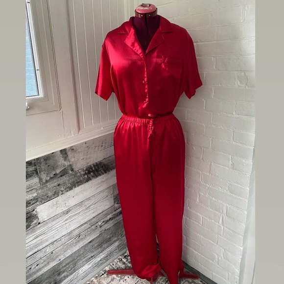 Vintage silky PJ set. - Picture 5 of 10